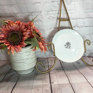 Vintage International fine china Allure 6036 bread and butter plate